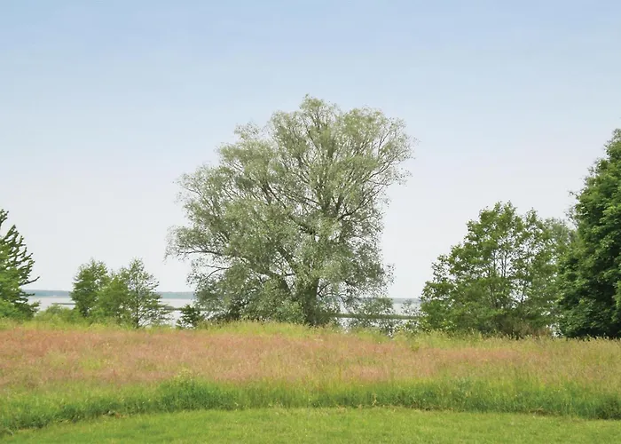 Beautiful Stacaravan In Camping Smołdzino